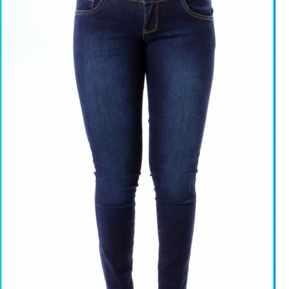 Clothes - Picture 3 of 3